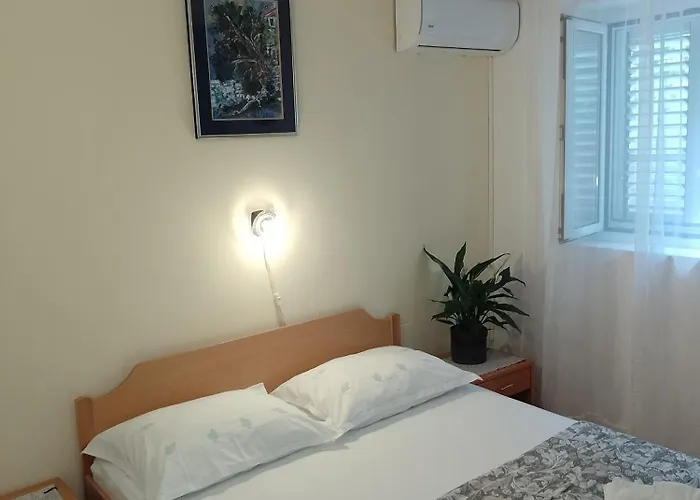 Penzion By The Sea - Hvar - 6734 Sućuraj